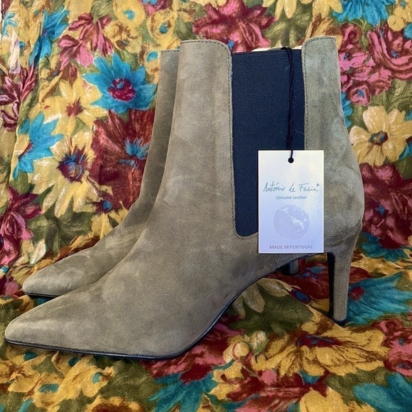 Brand New Antonio de Faria Genuine Suede Leather Olive Heeled Pull On Boots - Picture 2 of 15